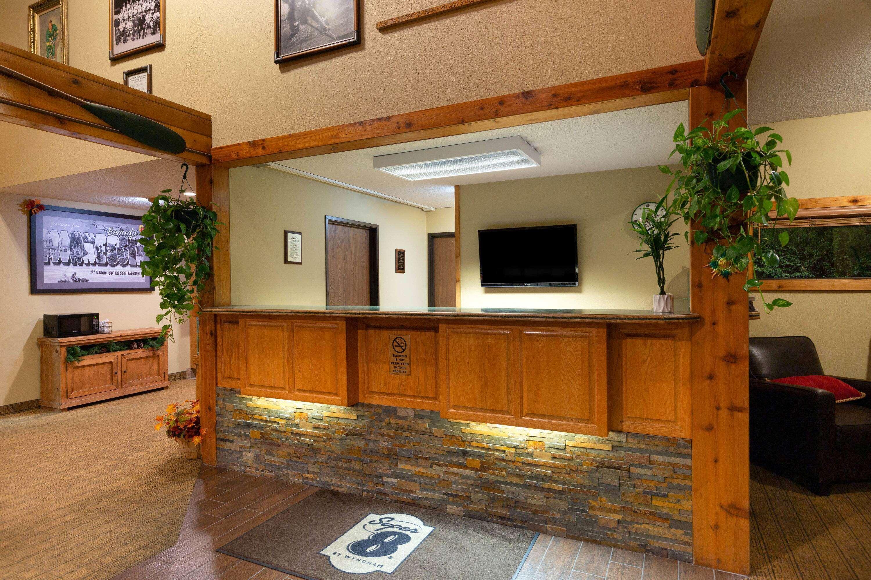 Готель Super 8 By Wyndham Bemidji Mn Екстер'єр фото