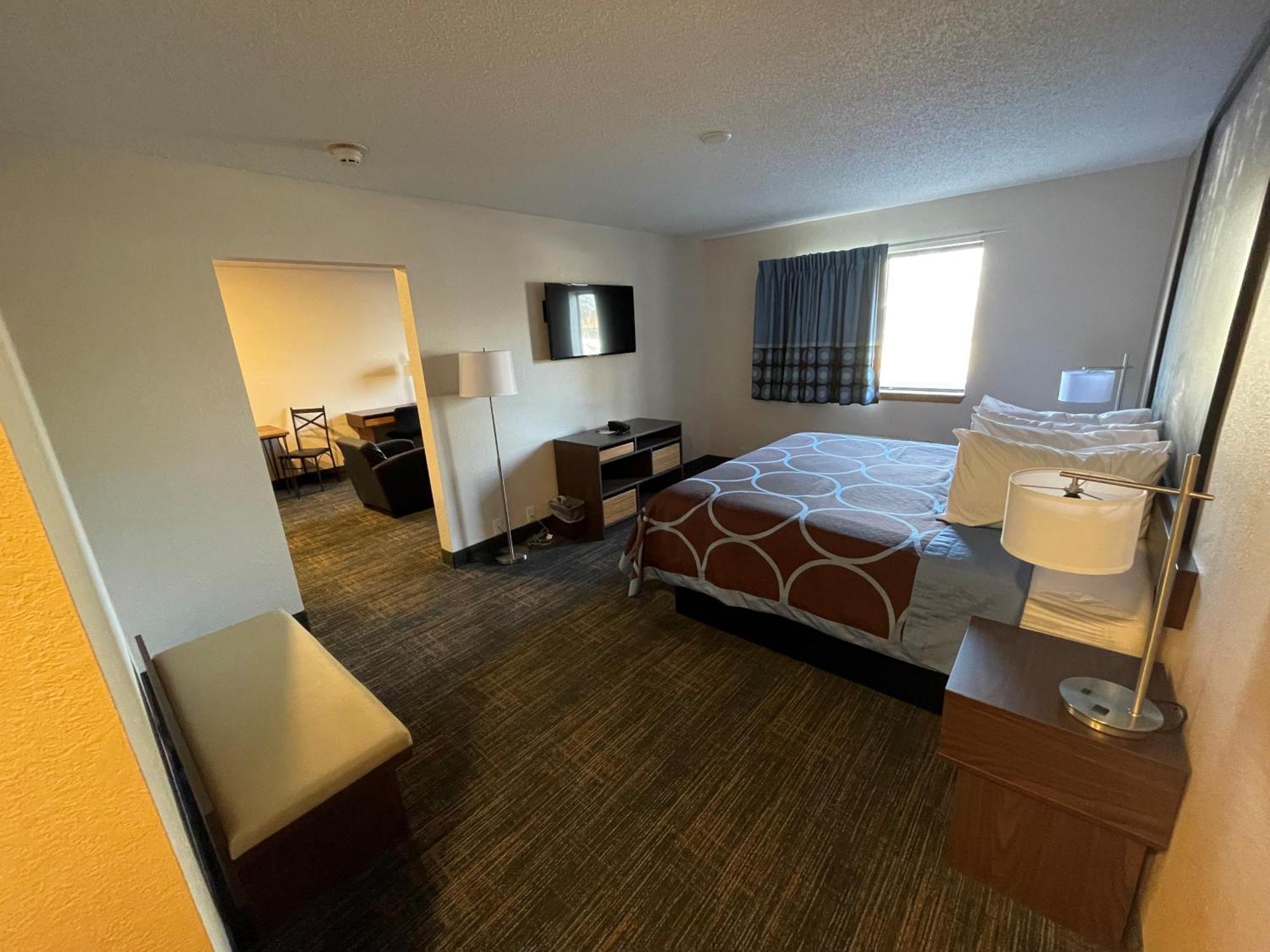 Готель Super 8 By Wyndham Bemidji Mn Екстер'єр фото